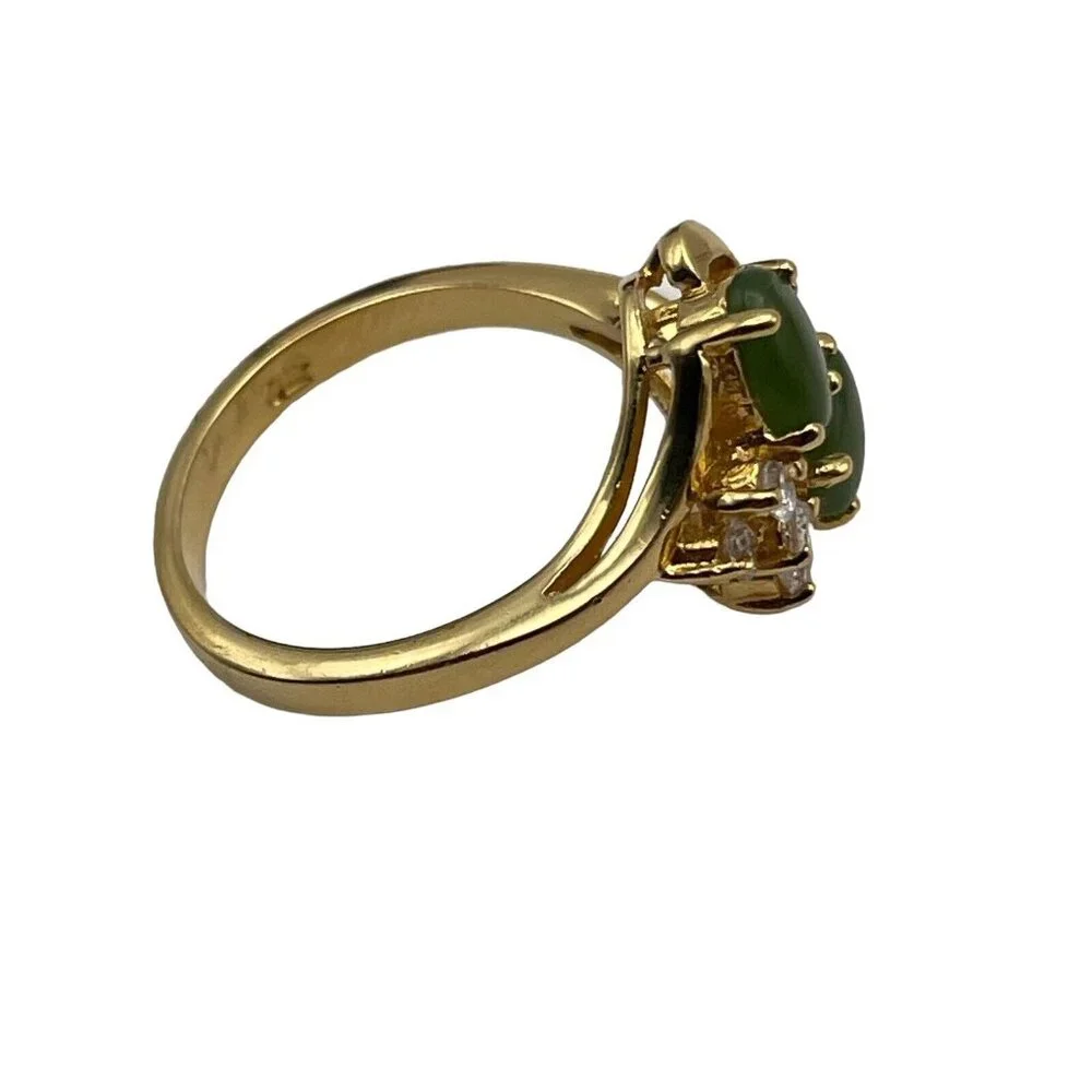 VTG JC Signed Cocktail Ring Gold Tone Rhinestone & Green Gemstone Cabs Size 5.75